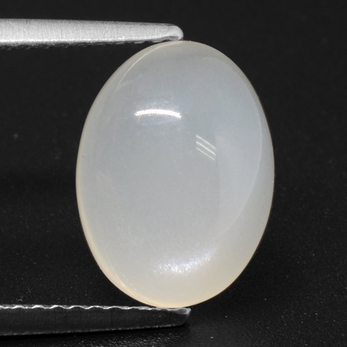 Pietra di luna Bianco traslucido naturale da 3.92 ct, Taglio ovale, Traslucido