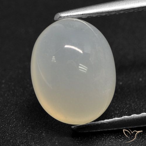 Pietra di luna Bianco traslucido naturale da 3.00 ct, Taglio ovale, Traslucido