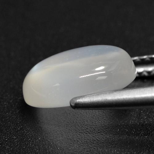 Pietra di luna Bianco traslucido naturale da 2.47 ct, Taglio ovale, Traslucido