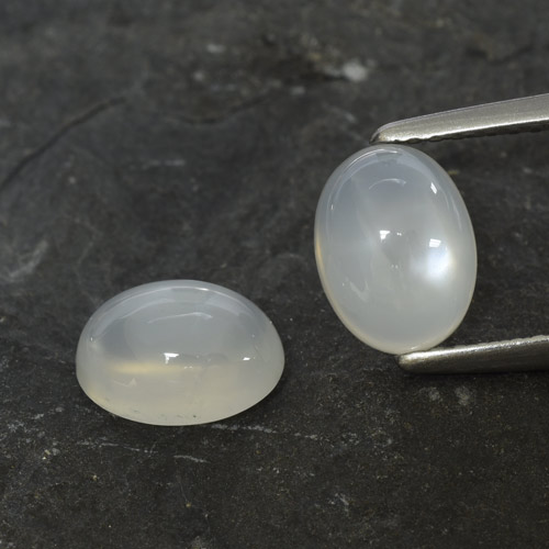 Pietra di luna naturale bianco da 2,79 ct, taglio ovale, traslucido