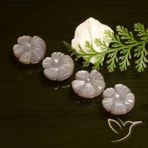 Gemme di Pietra di luna Pesca naturale da 9.40 ct, Taglio a fiore, Traslucido