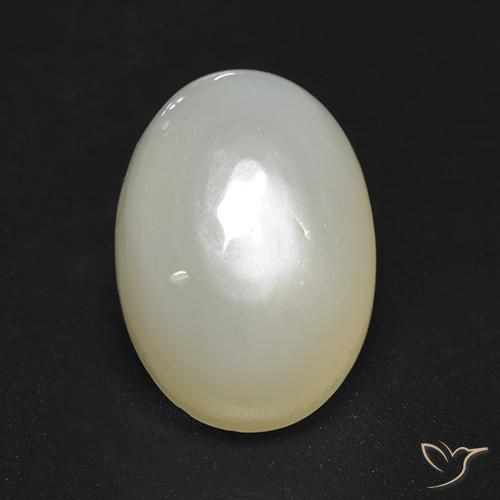 Pietra di luna Bianco caldo naturale da 3.92 ct, Ovale, Traslucido