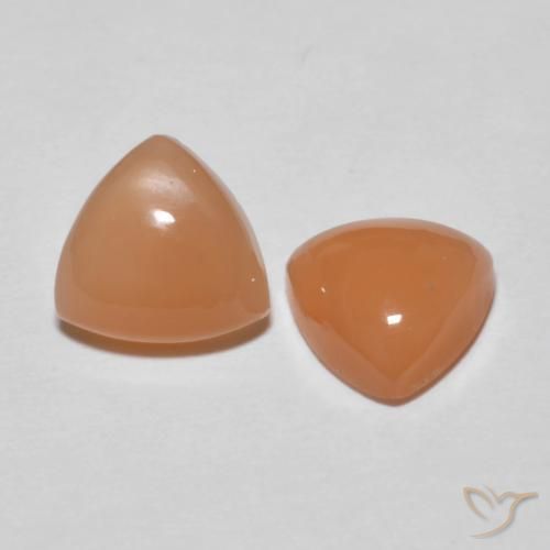 Gemme di Pietra di luna Arancio rossastro chiaro naturale da 3.36 ct, Taglio trillion, Traslucido