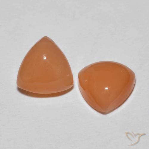 Gemme di Pietra di luna Arancio rossastro chiaro naturale da 3.43 ct, Taglio trillion, Traslucido