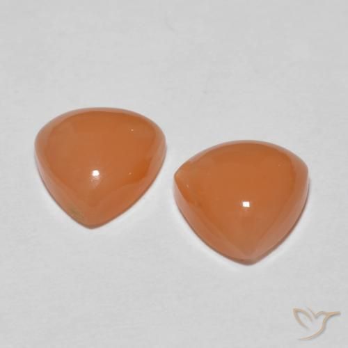 Gemme di Pietra di luna Arancio rossastro chiaro naturale da 3.43 ct, Taglio trillion, Traslucido