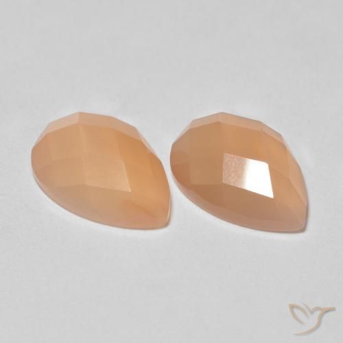 Gemme di Pietra di luna Medium Light-Orange naturale da 2.13 ct, Forma a pera, Trasparente
