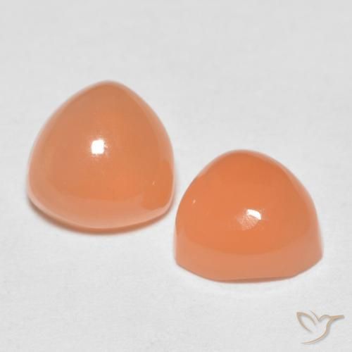 Gemme di Pietra di luna Arancione chiaro naturale da 1.77 ct, Taglio trillion, Traslucido