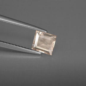 Morganite naturale rosa da 0,64 ct, baguette, VS