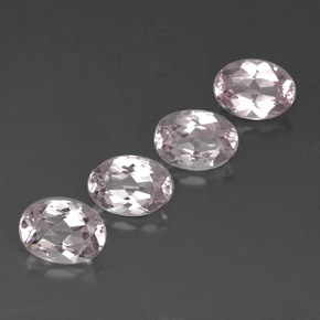Morganite naturale rosa da  ct, taglio ovale, VVS