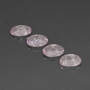 Morganite naturale rosa da  ct, taglio ovale, VVS