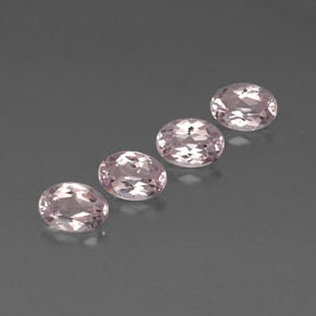 Morganite naturale rosa da  ct, taglio ovale, VVS