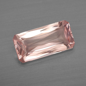 Morganite Color salmone naturale da 2.25 ct, Taglio smeraldo, VVS-VS