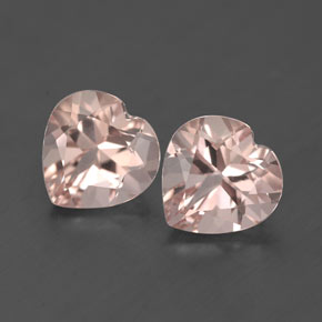 Morganite naturale rosa da  ct, a forma di cuore, VVS-VS
