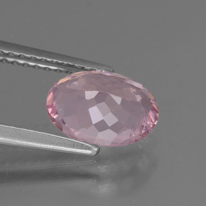 Morganite Rosa chiaro naturale da 1.26 ct, Taglio ovale, VS