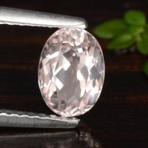 Morganite Rosa chiaro naturale da 0.90 ct, Taglio ovale, VVS