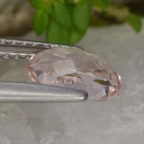 Morganite Rosa chiaro naturale da 0.91 ct, Taglio ovale, VVS-VS