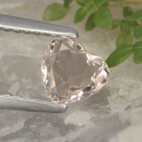 Morganite Rosa medio-chiaro naturale da 0.55 ct, A forma di cuore, VVS
