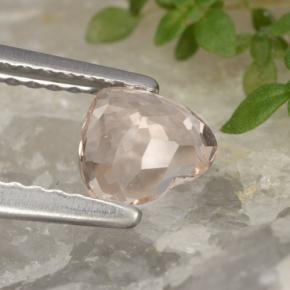 Morganite Rosa medio-chiaro naturale da 0.55 ct, A forma di cuore, VVS
