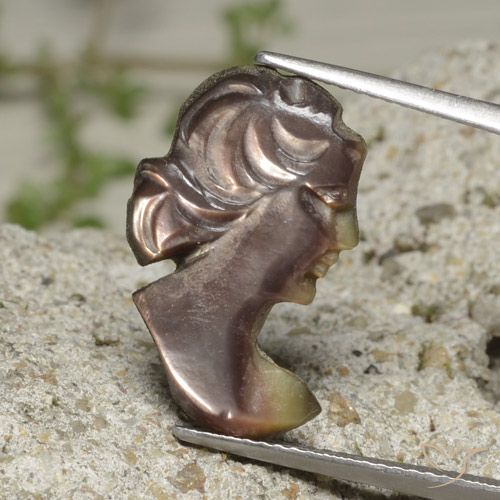 4.43ct Naturale Grigio fumo Madreperla, Taglio a fantasia, Opaco