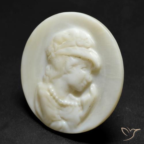 Madreperla Bianco caldo naturale da 11.45 ct, Rotondo, Opaco