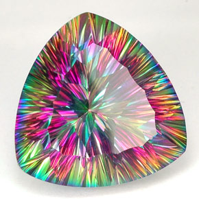 Quarzo mistico Arcobaleno superiore naturale da 26.71 ct, Taglio trillion, IF