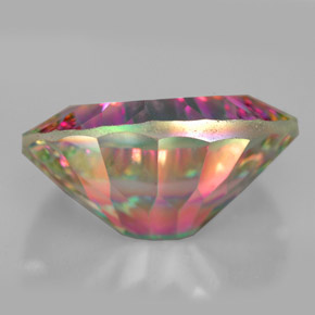Quarzo mistico Arcobaleno superiore naturale da 11.76 ct, Taglio ovale, VVS