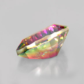 Quarzo mistico Arcobaleno superiore naturale da 4.93 ct, Forma a pera, VVS-VS