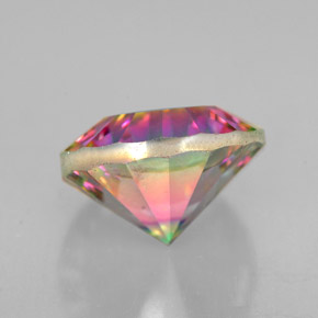 Quarzo mistico Arcobaleno superiore naturale da 2.47 ct, Taglio rotondo, VVS
