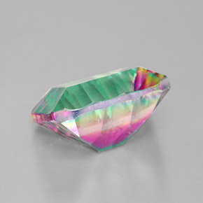 Quarzo mistico Arcobaleno superiore naturale da 5.67 ct, Taglio smeraldo, VVS