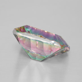 Quarzo mistico Arcobaleno superiore naturale da 5.60 ct, Taglio smeraldo, VVS