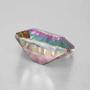 Quarzo mistico Arcobaleno superiore naturale da 5.55 ct, Taglio smeraldo, VVS