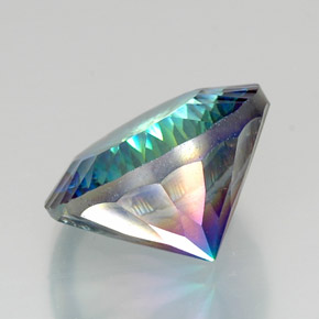 Quarzo mistico Arcobaleno superiore naturale da 17.74 ct, Taglio rotondo, VVS