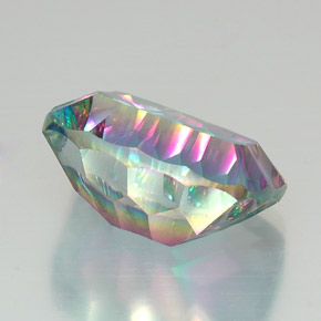 Quarzo mistico Arcobaleno superiore naturale da 20.61 ct, Taglio a cuscino, VVS