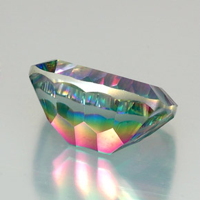 Quarzo mistico Arcobaleno superiore naturale da 20.66 ct, Taglio a cuscino, VVS