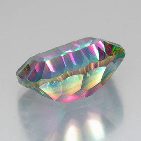 Quarzo mistico Arcobaleno superiore naturale da 19.59 ct, Taglio a cuscino, VVS