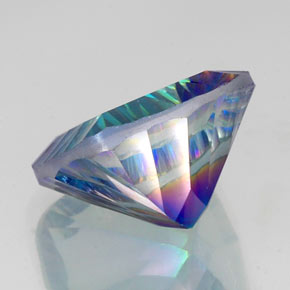 Quarzo mistico Arcobaleno superiore naturale da 19.84 ct, Taglio a cuscino, VS