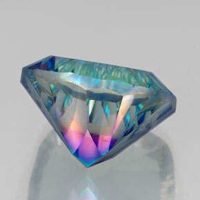 Quarzo mistico Arcobaleno superiore naturale da 21.79 ct, Taglio a cuscino, VVS-VS