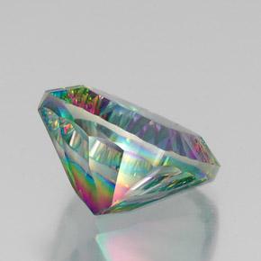 Quarzo mistico Arcobaleno superiore naturale da 16.05 ct, Taglio a cuscino, VVS