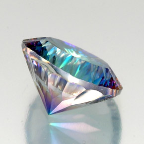 Quarzo mistico Arcobaleno superiore naturale da 18.36 ct, Taglio rotondo, VVS-VS