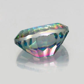 Quarzo mistico Arcobaleno superiore naturale da 13.63 ct, Taglio ovale, VVS-VS