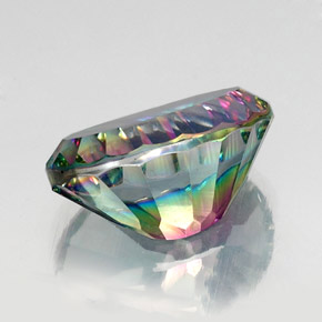 Quarzo mistico Arcobaleno superiore naturale da 13.16 ct, Taglio ovale, VVS-VS