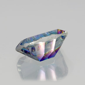 Quarzo mistico Arcobaleno superiore naturale da 10.62 ct, Taglio smeraldo, VVS-VS