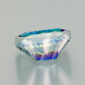 Quarzo mistico Arcobaleno superiore naturale da 10.98 ct, Taglio smeraldo, VVS