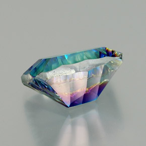 Quarzo mistico Arcobaleno superiore naturale da 11.50 ct, Taglio smeraldo, VVS