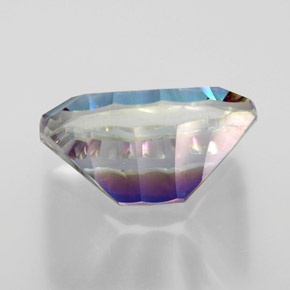 Quarzo mistico Arcobaleno superiore naturale da 10.34 ct, Taglio a baguette, VVS-VS