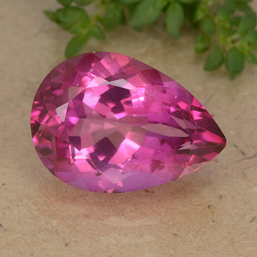 Topazio mistico Rosa hot naturale da 6.77 ct, Forma a pera, VVS-VS