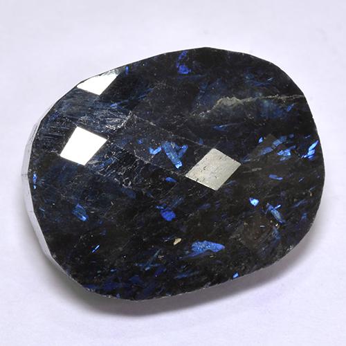Nuummite Nero naturale da 28.97 ct, Taglio a cuscino, Opaco