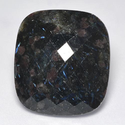 Nuummite Nero con scintillio blu naturale da 27.53 ct, Taglio a cuscino, Opaco