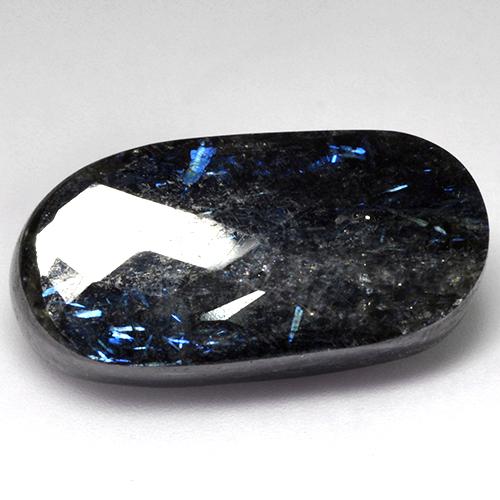Nuummite Nero con scintillio blu naturale da 32.30 ct, Taglio ovale, Opaco