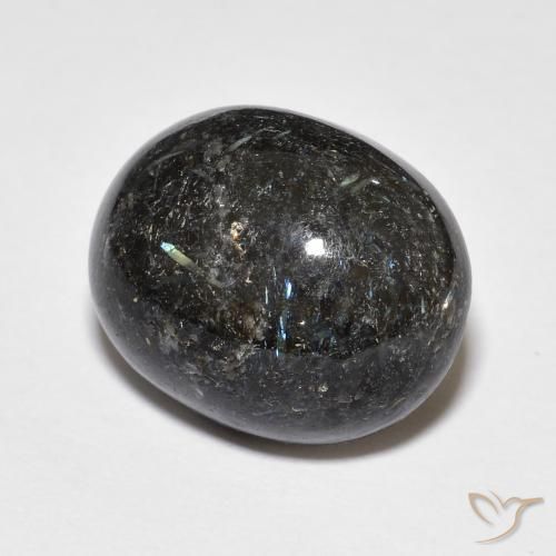 Nuummite Nero con scintillio blu naturale da 14.14 ct, Ovale, Opaco